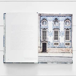 Provincial Home Living Books | Books>Blue and White Done Right