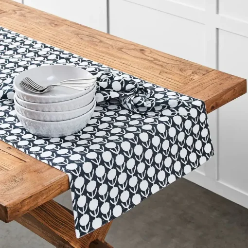 Provincial Home Living Napery>Nikita Table Runner
