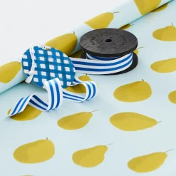 Provincial Home Living Wrap + Ribbon></noscript>Plump Pear Wrapping Paper - 5m