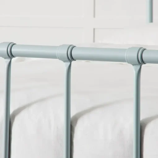 Provincial Home Living Beds + Bedheads>Quinn Queen Bed
