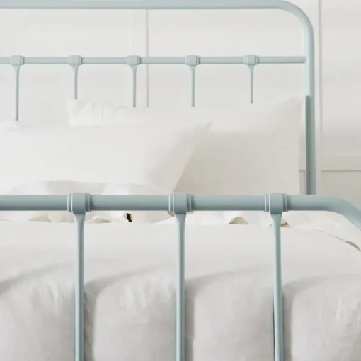 Provincial Home Living Beds + Bedheads>Quinn Queen Bed